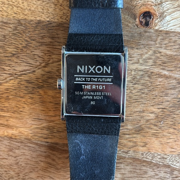 Nixon Men’s Watch, Style “The R1G1” - Picture 2 of 3